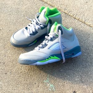 They are nice shoe should buy them